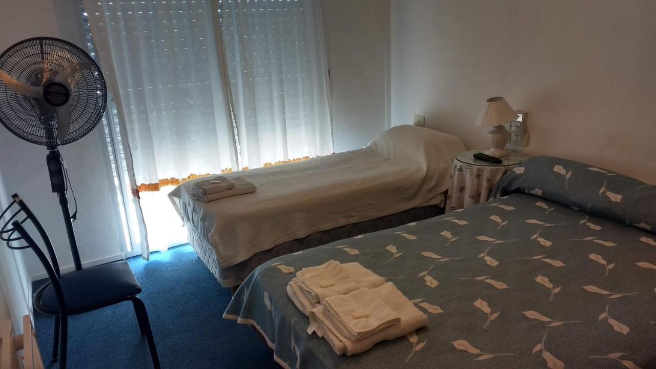 Hotel Soleares Mar del Plata Bilik gambar